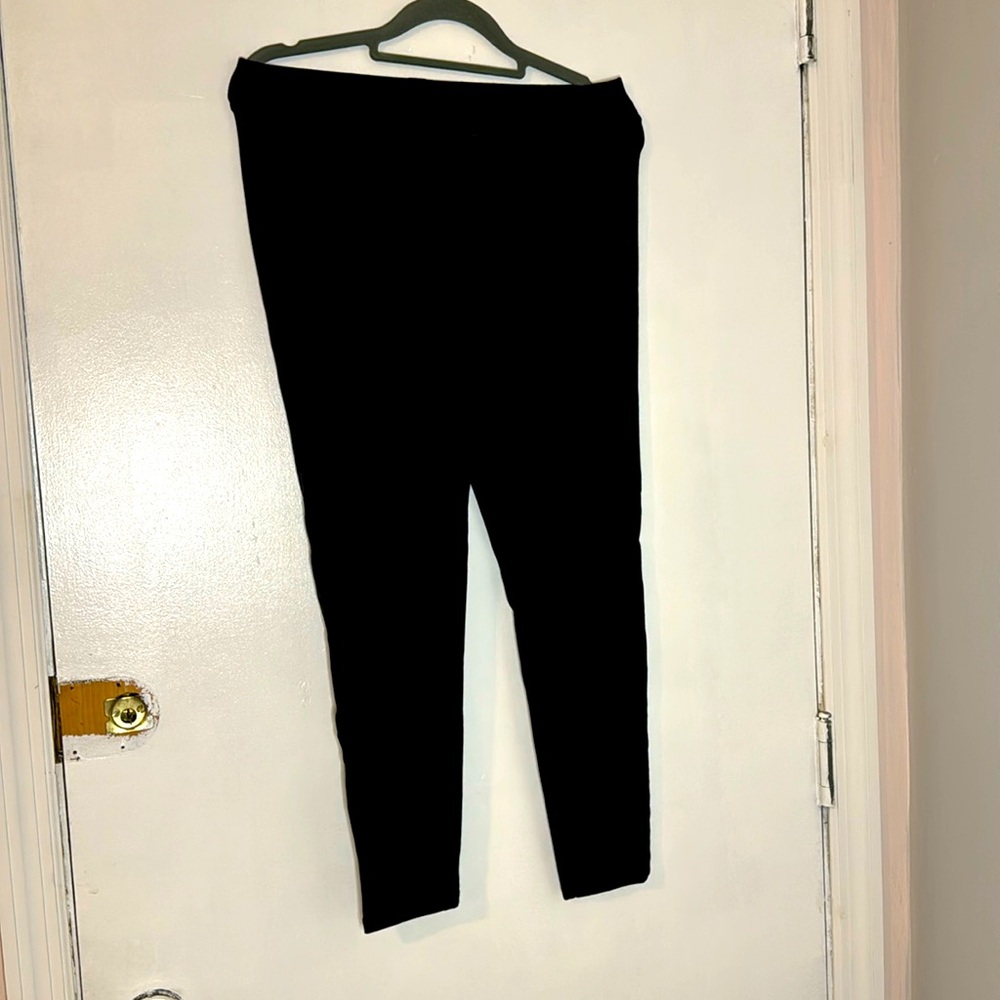 Pre loved express leggings. Gently care for no rips hair stains. - Picture 1 of 3